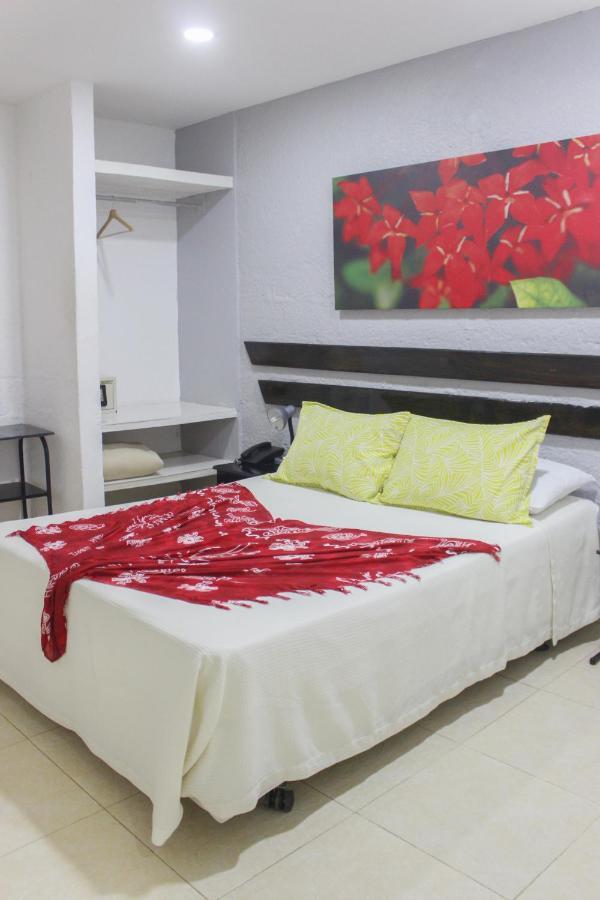 Hotel Bahia Таганга Екстер'єр фото