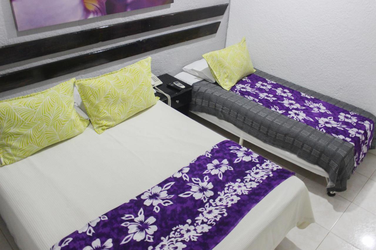 Hotel Bahia Таганга Екстер'єр фото