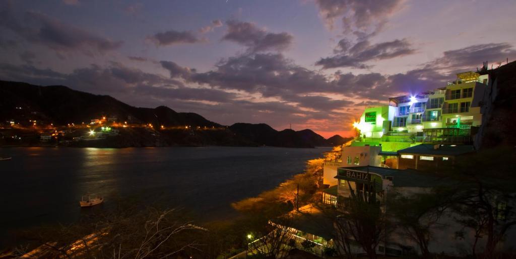 Hotel Bahia Таганга Екстер'єр фото