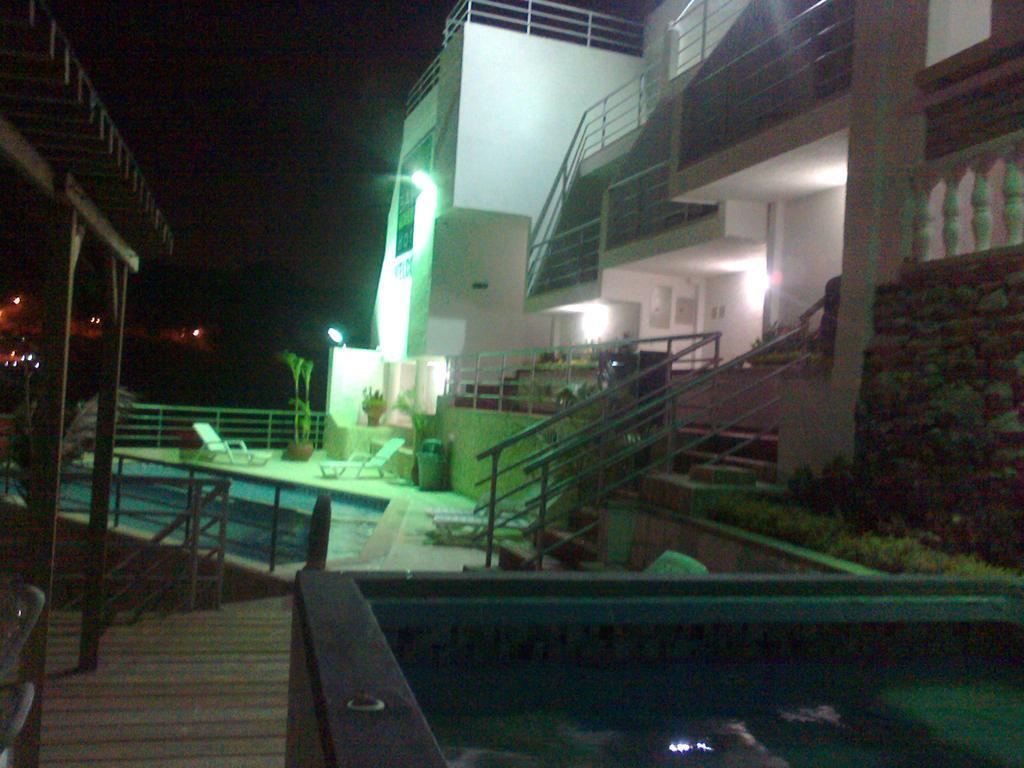 Hotel Bahia Таганга Екстер'єр фото